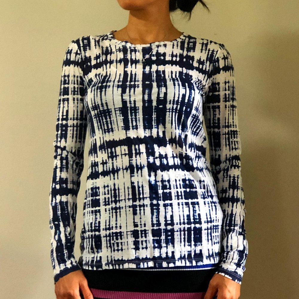 Vibrant Vince Blue & White Abstract Long Sleeve Shirt XXS